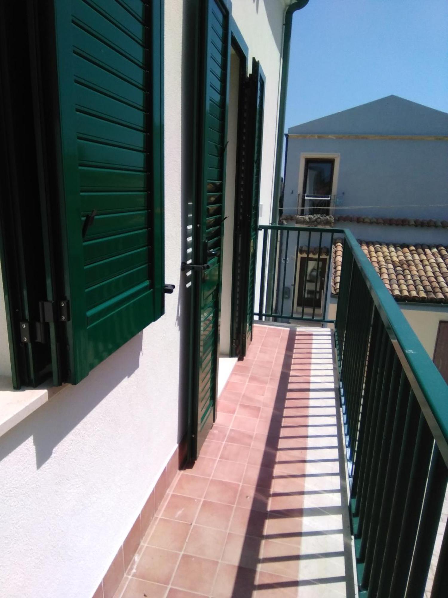 Casa Tornola Nel Borgo Villa แตร์โมลิ ภายนอก รูปภาพ