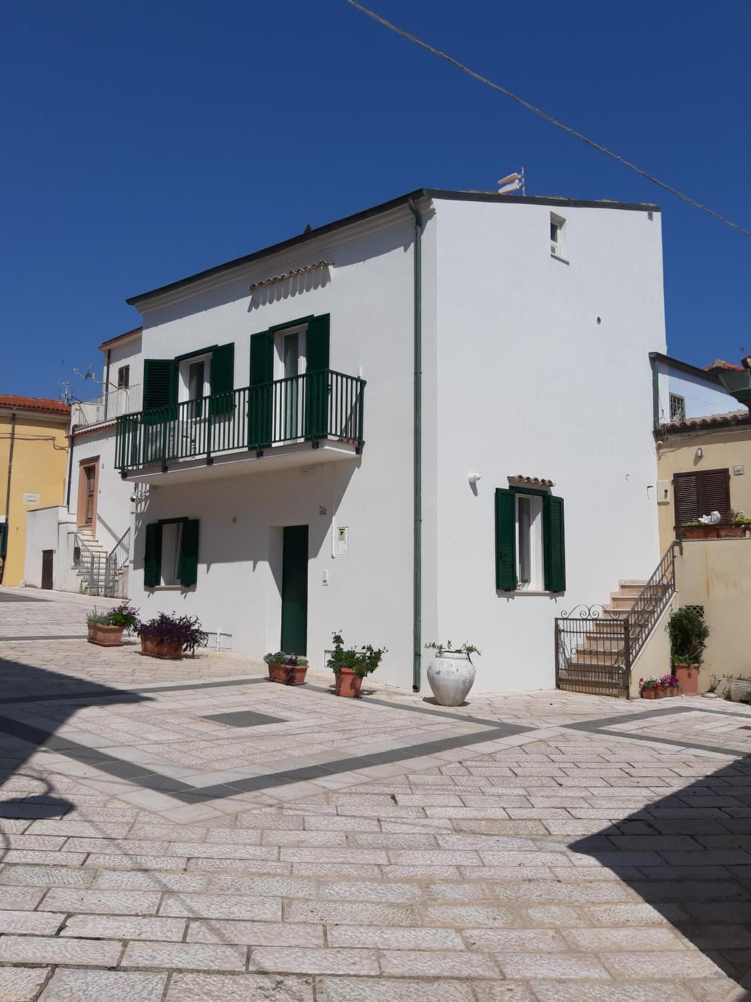 Casa Tornola Nel Borgo Villa แตร์โมลิ ภายนอก รูปภาพ